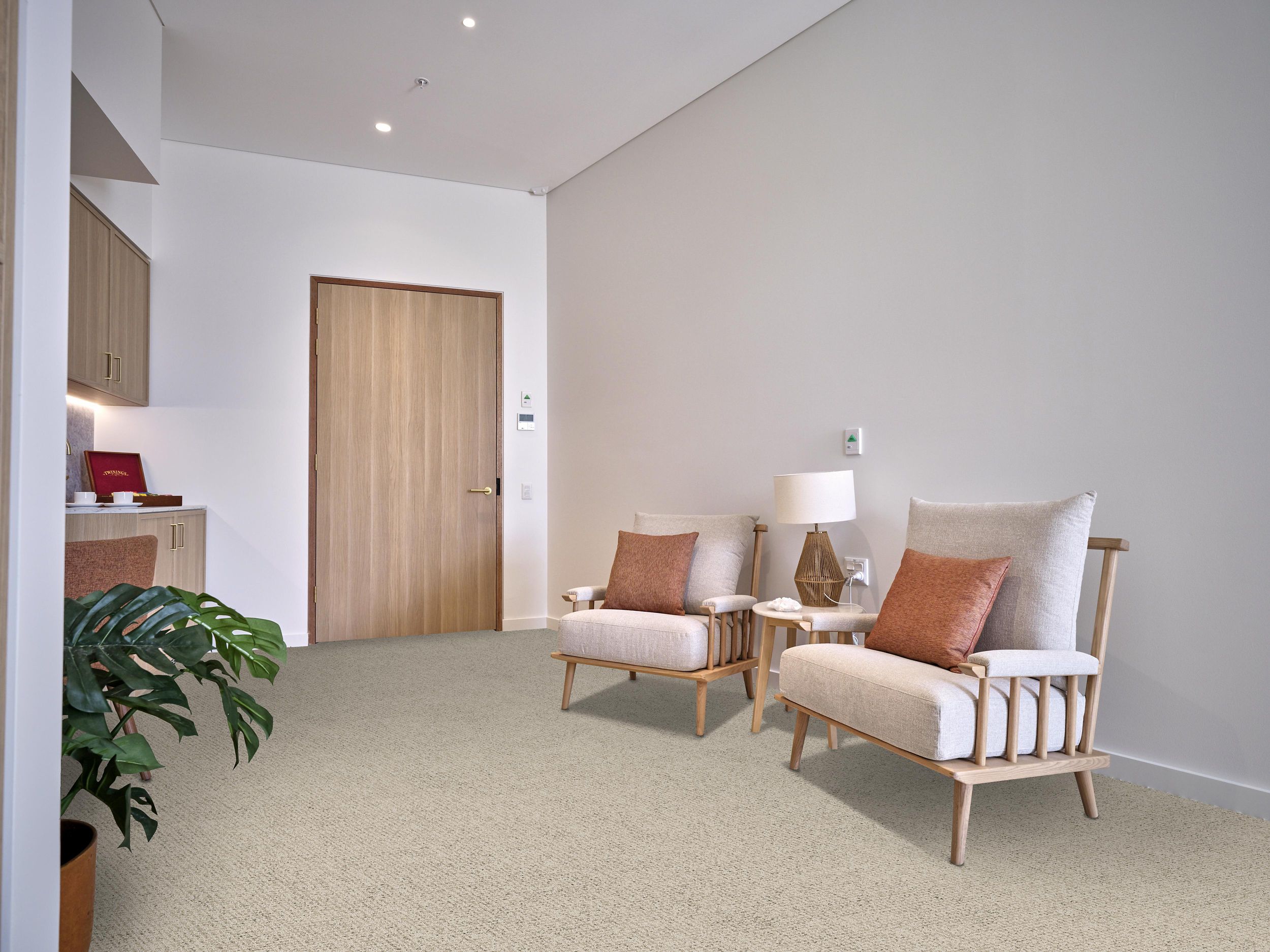 Interface ChromaDots carpet tile in waiting room image number 2