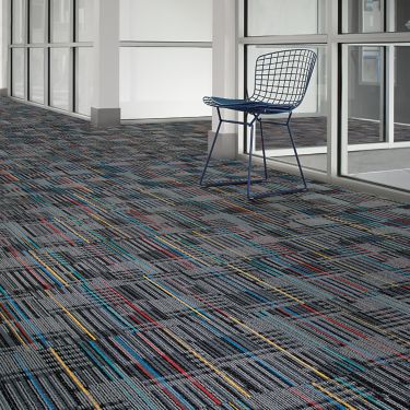 Interface Cordoba Colores carpet tile in corridor image number 1