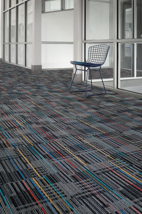 Interface Cordoba Colores carpet tile in corridor image number 1