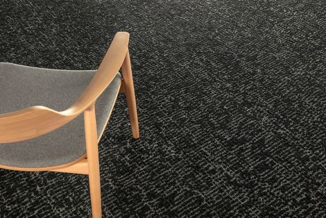 Detail image ooff Interface DL904 carpet tile with chair