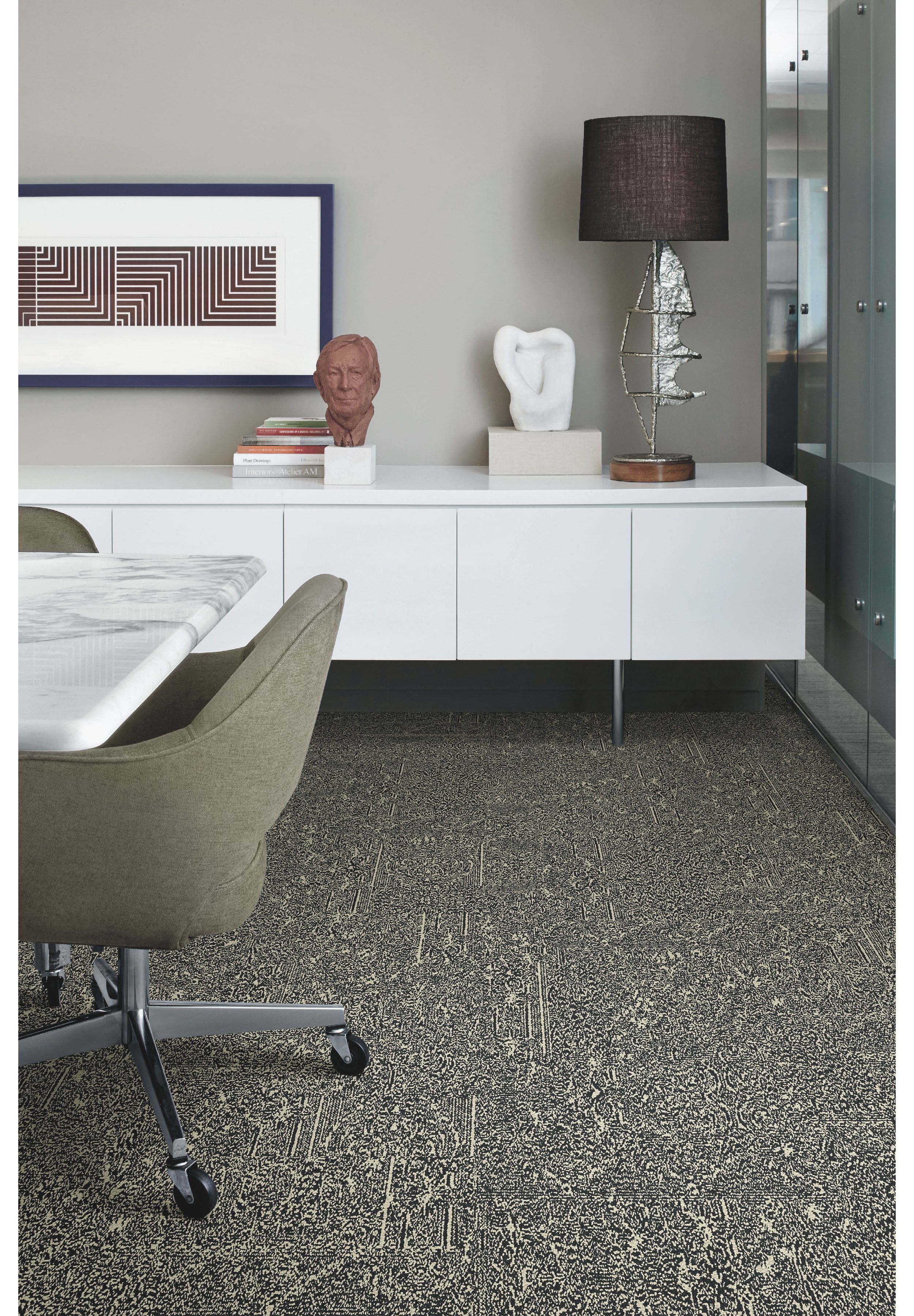 Interface DL924N carpet tile in private office imagen número 1