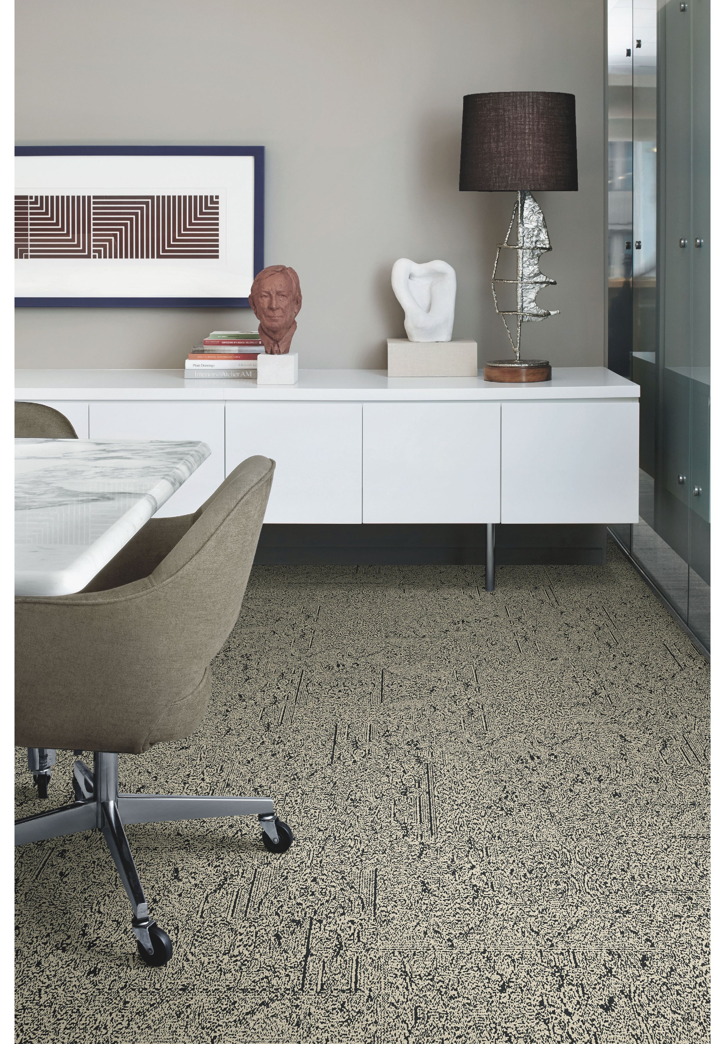 Interface DL924 carpet tile in private office imagen número 1