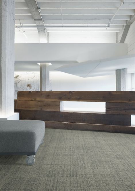 Interface DL926N carpet tile in open area with wood accent wall imagen número 3