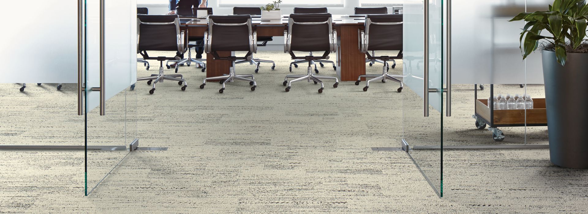 Interface Darning plank carpet tile in meeting area  image number 2