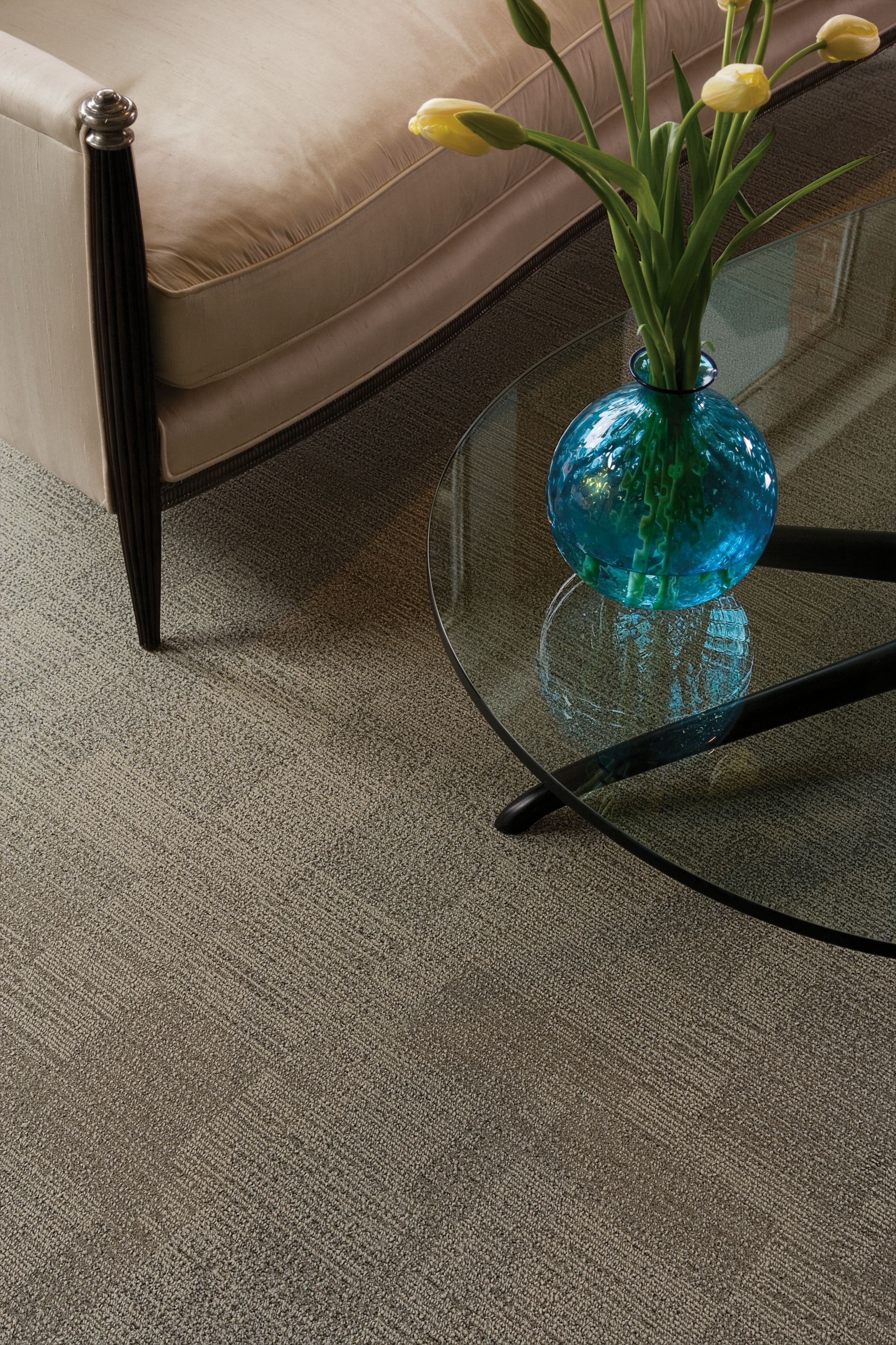 Close up of Interface Bertola carpet tile imagen número 1