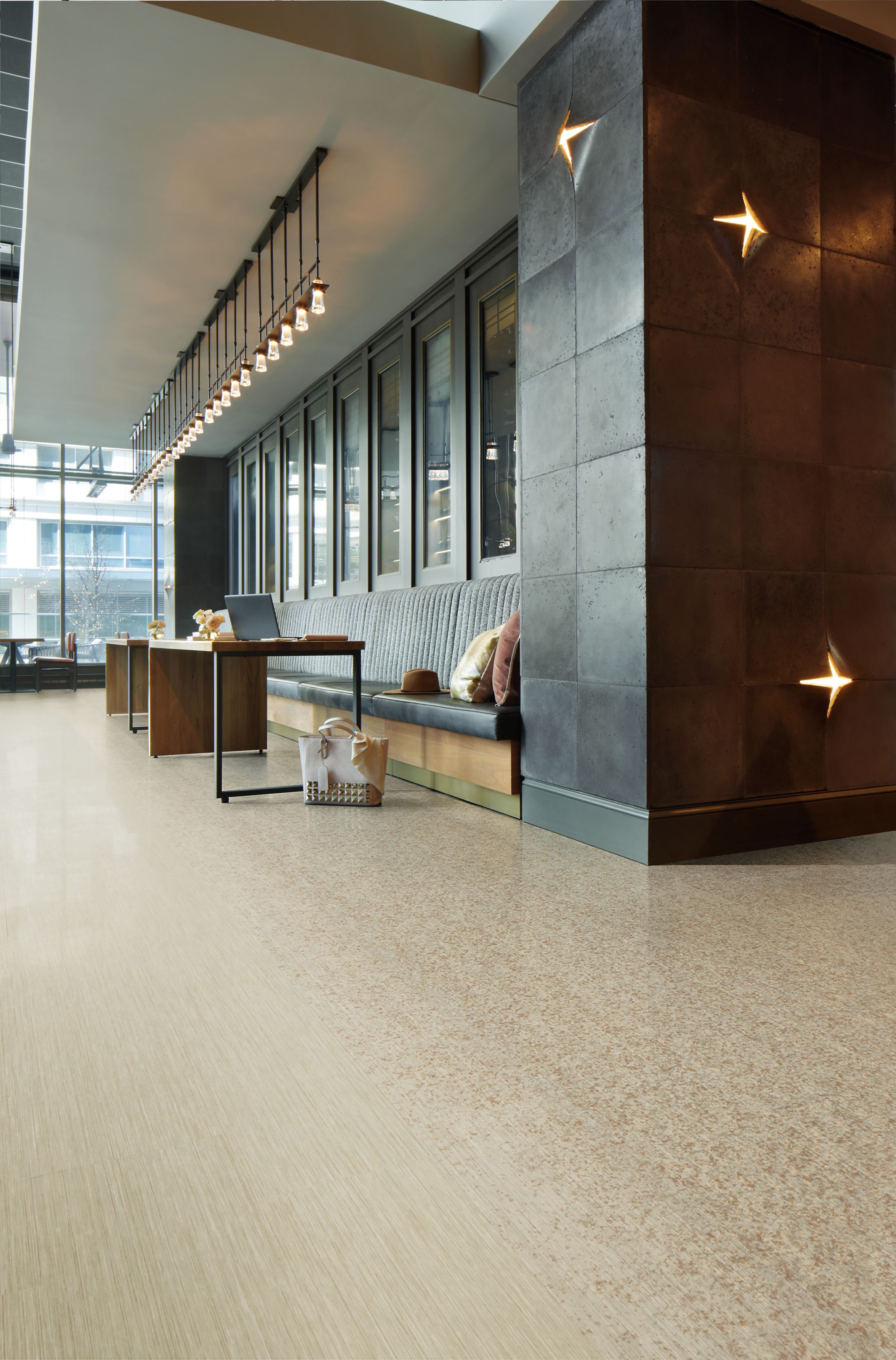 Interface Dither Silk LVT with Silk  Age LVT and Shantung LVT in an open seating area imagen número 2
