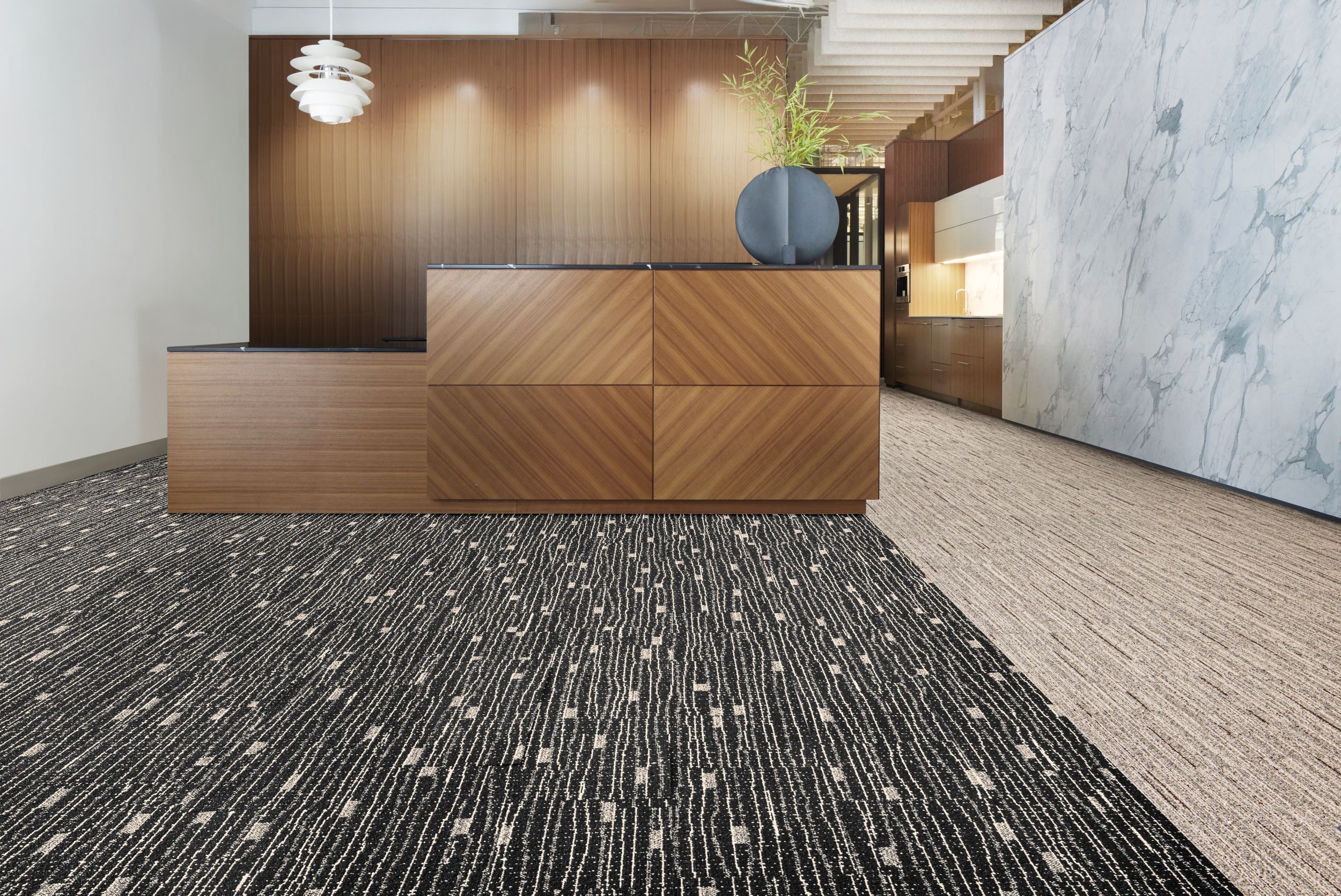 Interface Tied Together II and Comes Around plank carpet tile in workplace reception area and corridor numéro d’image 3