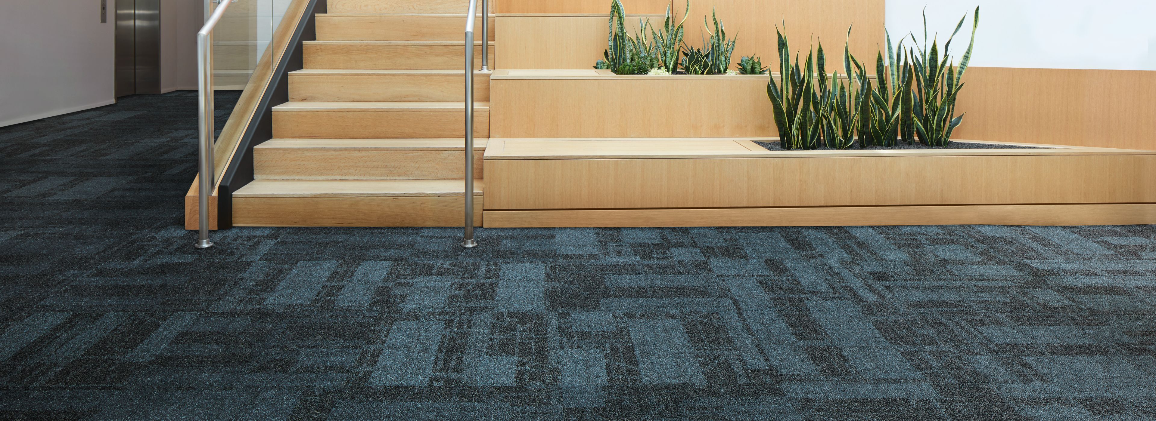 Interface Dynamic Duo carpet tile in entryway with stairs  imagen número 2