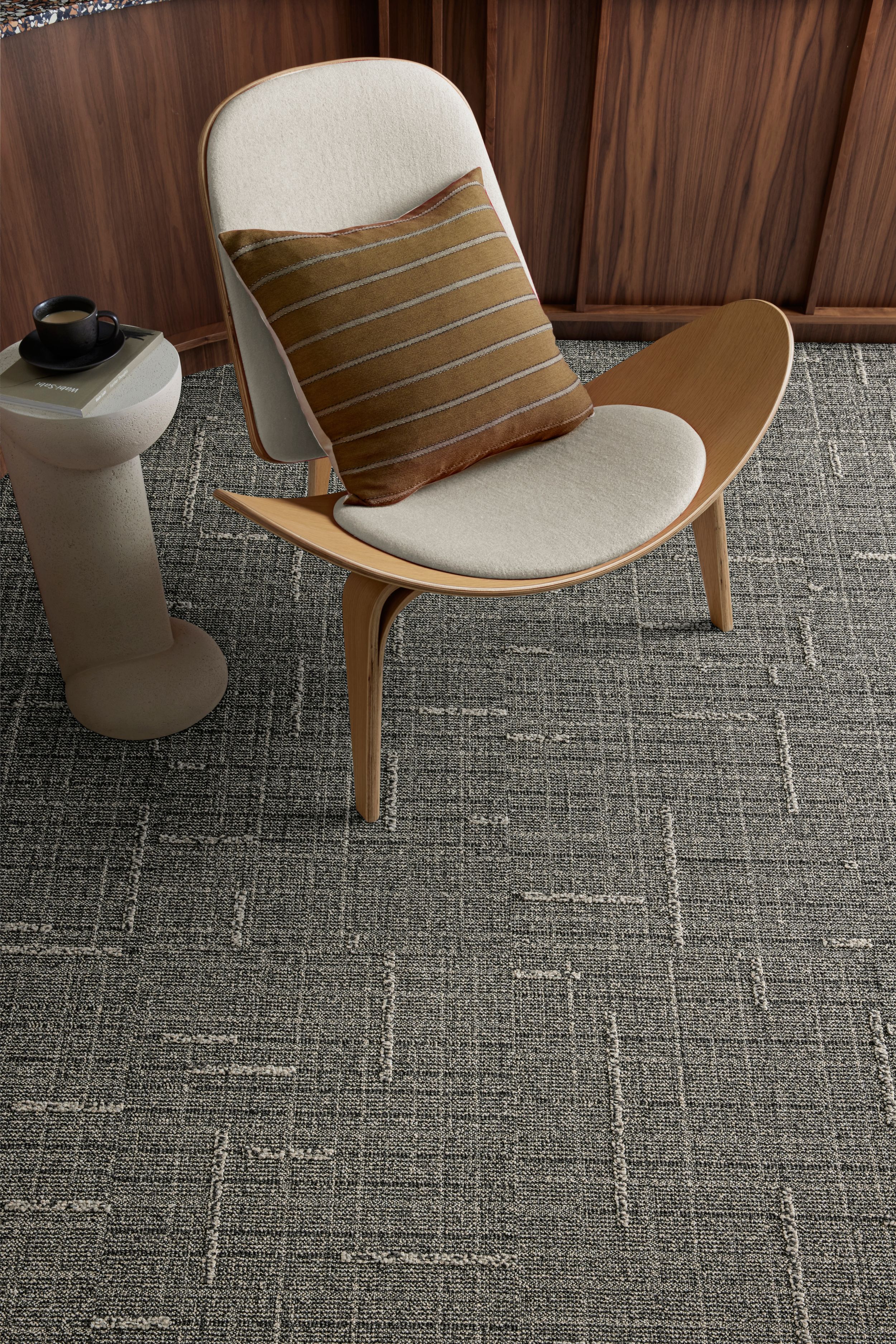 Interface EE711 carpet tile in seating area image number 4