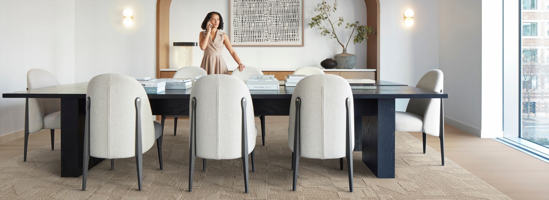 Interface On Grain plank LVt with E612 plank carpet tile in corporate meeting room