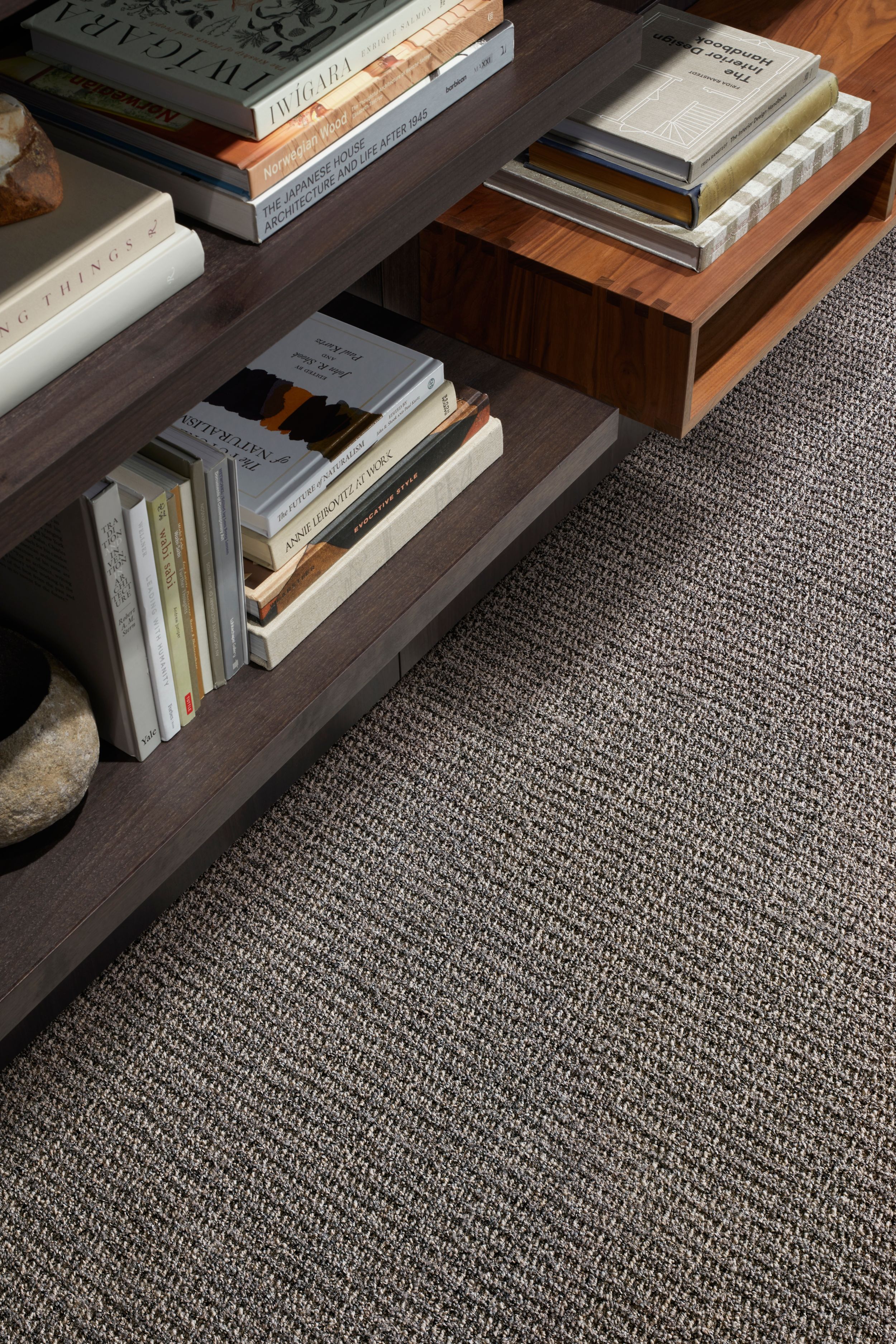 Interface E613 plank carpet tile in corporate workspace image number 3