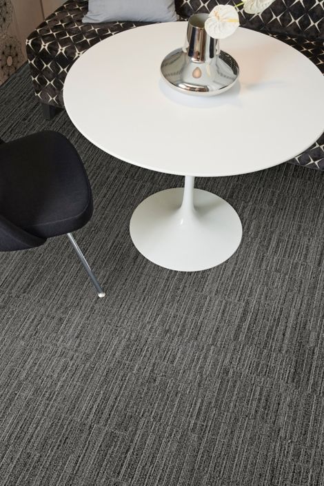 Interface Goes Around plank carpet tile with Knoll table image number 3