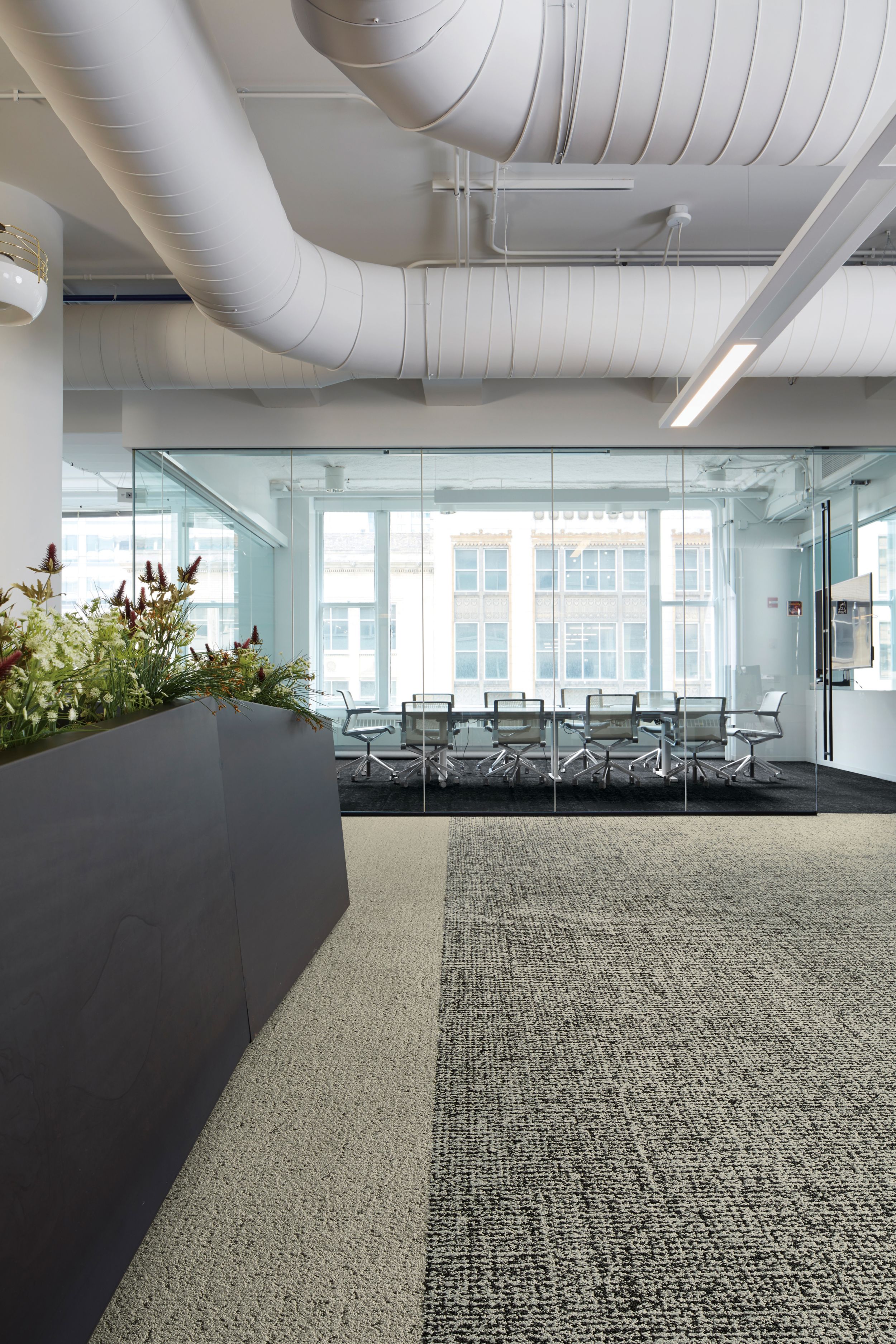 Interface Gridlock, Riverwalk and Edge carpet tile outside of conference room with glass wall imagen número 3