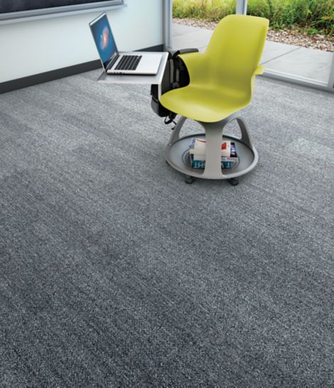 Interface Harmonize plank carpet tiles in space with single desk and green chair image number 7