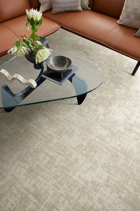 Interface Heirloom plank LVT in workplace seating area numéro d’image 5