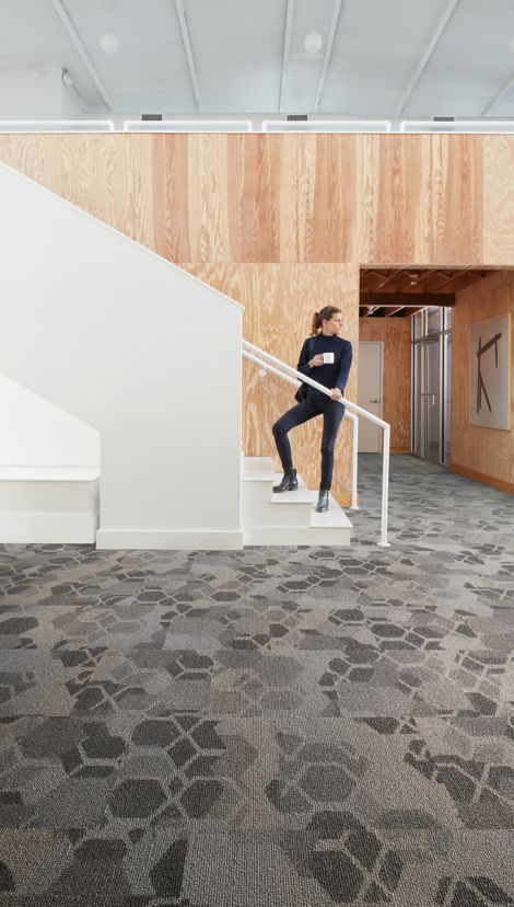 Interface Honey Don't carpet tiles with woman drinking coffee on open stairway image number 10