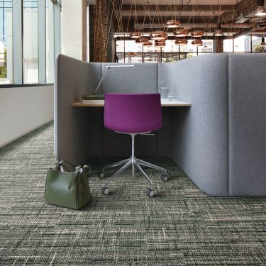 Interface French Seams carpet tile with workstations imagen número 1