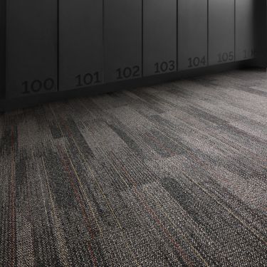 Open Air 410 carpet tile in corridor locker setting image number 1
