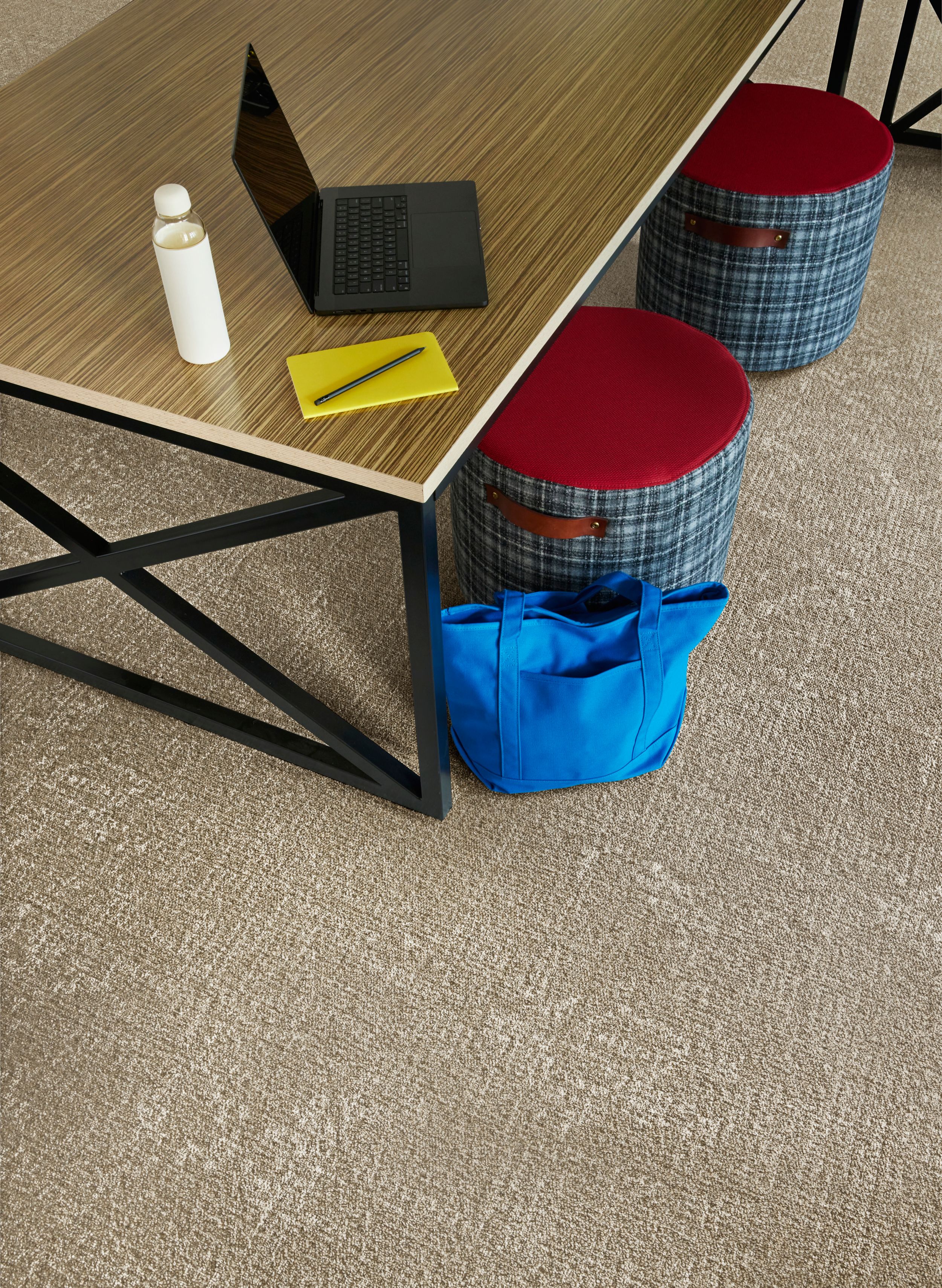 Interface Interpret carpet tile in work area image number 3