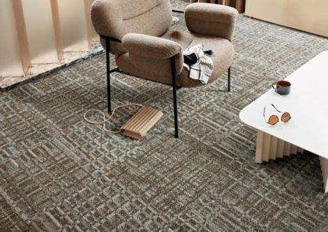 Interface Knit Intent carpet tile in workplace seating area imagen n&uacute;mero 3