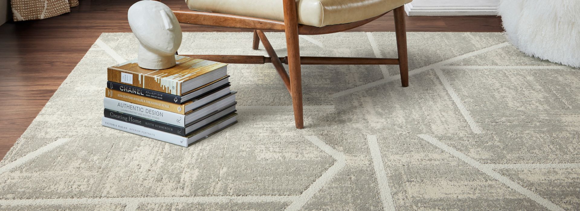 CARPET: LC02, Fawn, Non Directional LVT: Level Set, Beech, Ashlar