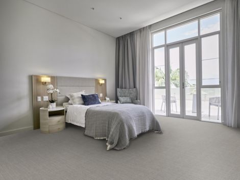 Interface Open Air 401 plank carpet tiles in sleeping area image number 2