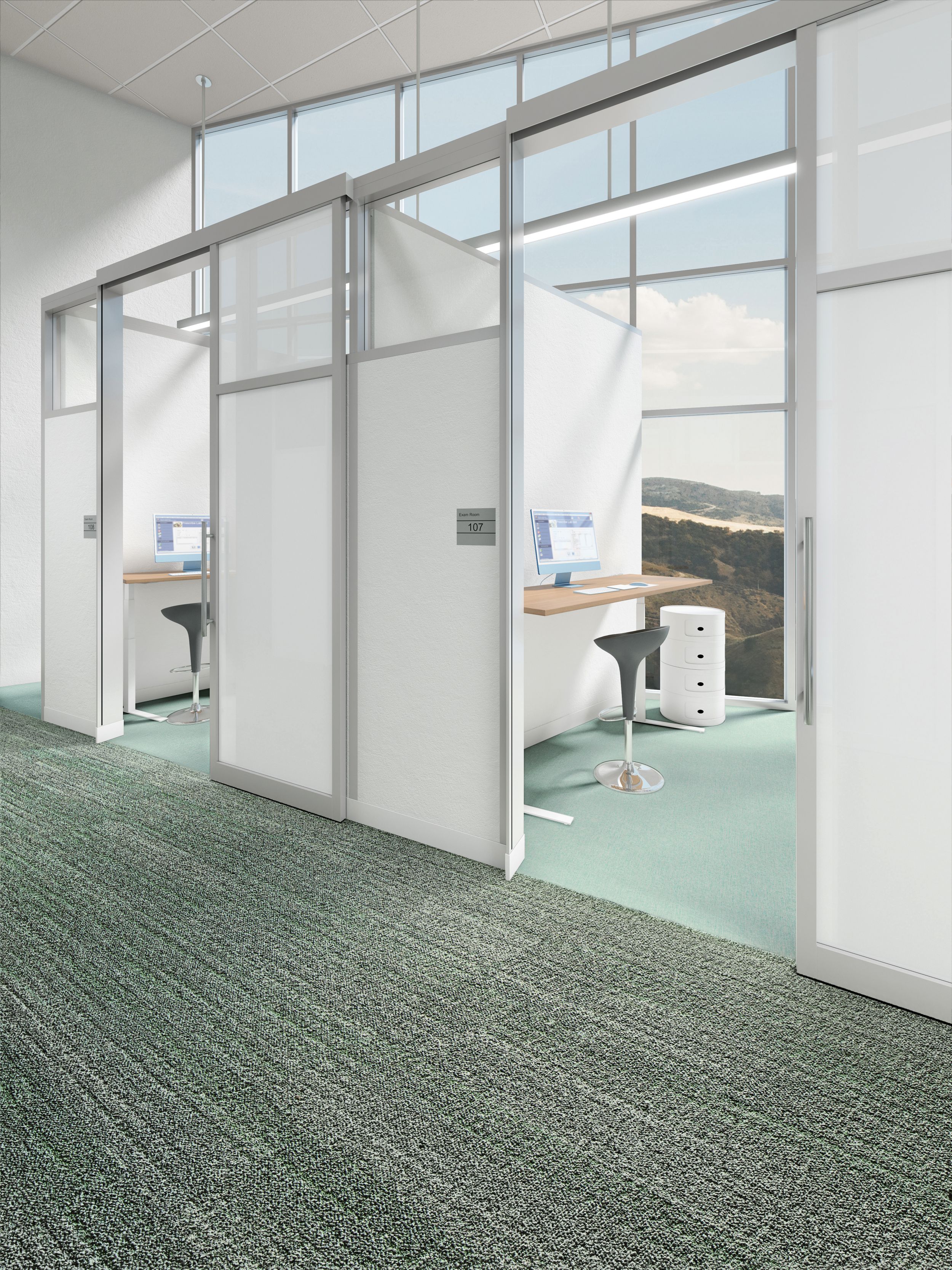 Interface Plant-astic LVT and Cactus Grooves plank carpet tile in hospital corridor and patient rooms numéro d’image 7