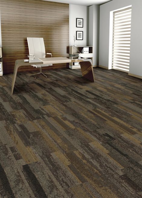 Interface Reclaim plank carpet tile in office imagen número 5