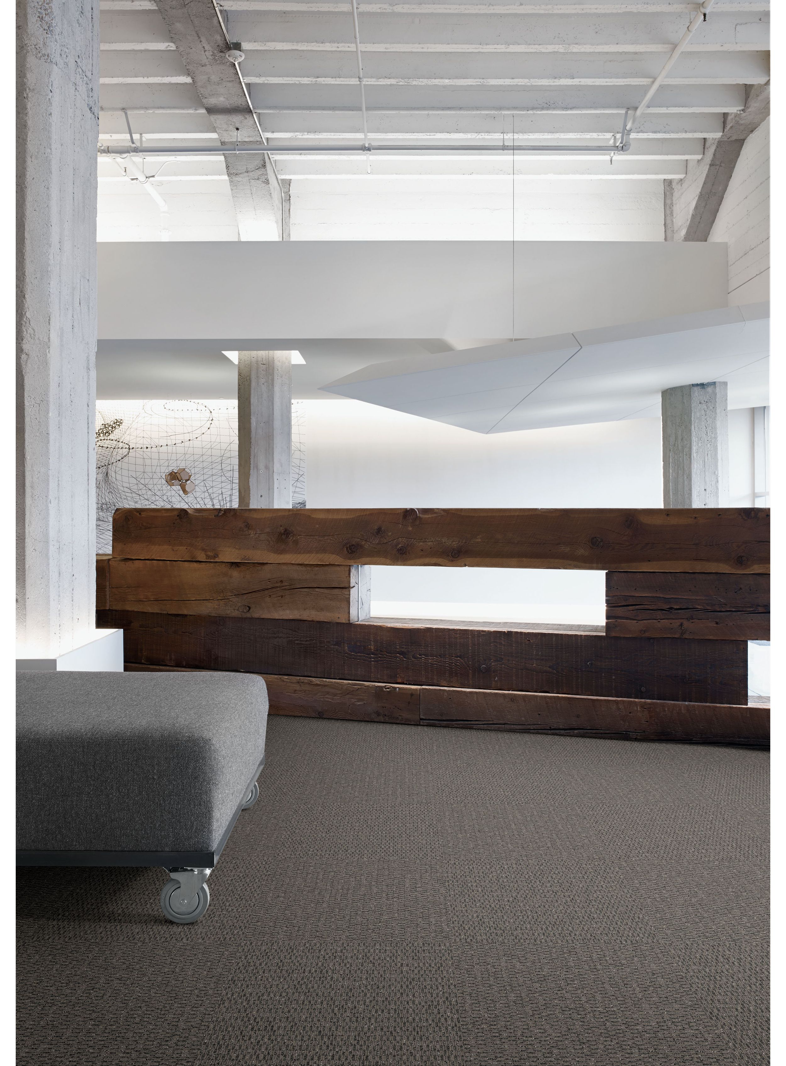 Interface SR799 carpet tile in common area with wood paneling numéro d’image 3