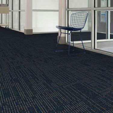 Interface SR899 carpet tile in corridor image number 2
