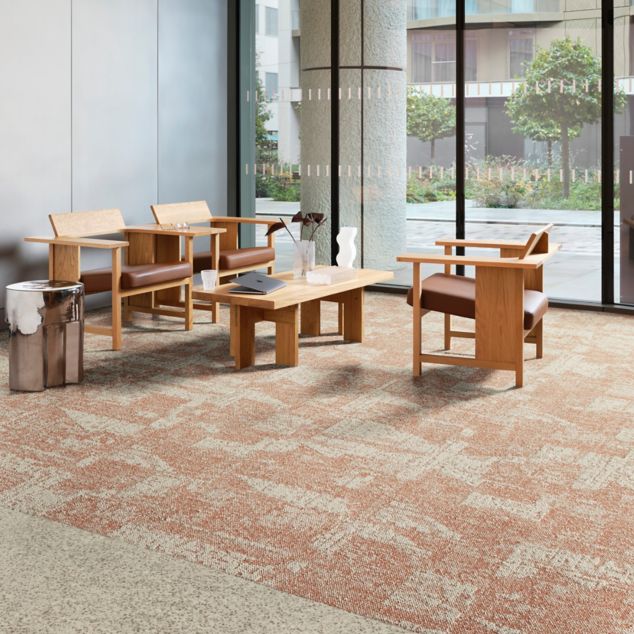 Interface Shift Point carpet tile with In the Mix LVT in corporate lobby