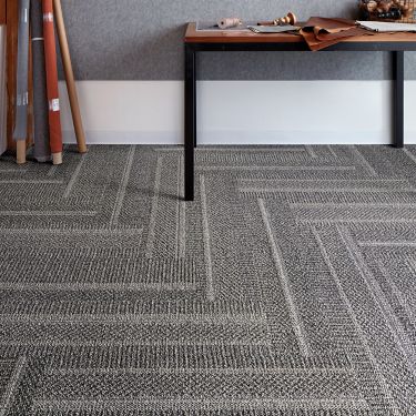 Interface Simple Sash plank carpet tile in work space with table afbeeldingnummer 1