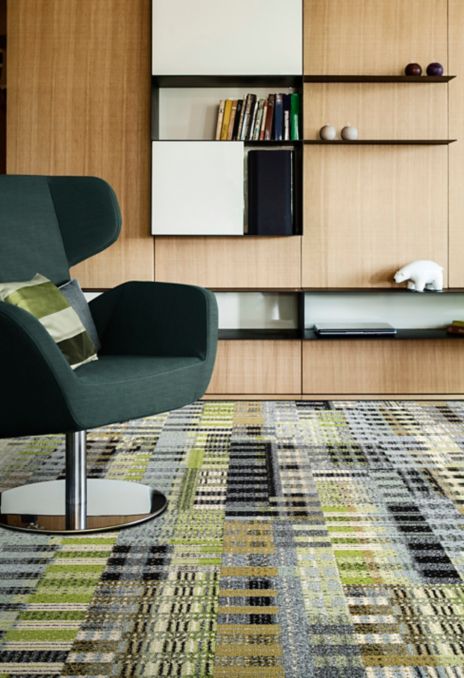 Interface Social Fabric and Drawn Thread plank carpet tile imagen número 1