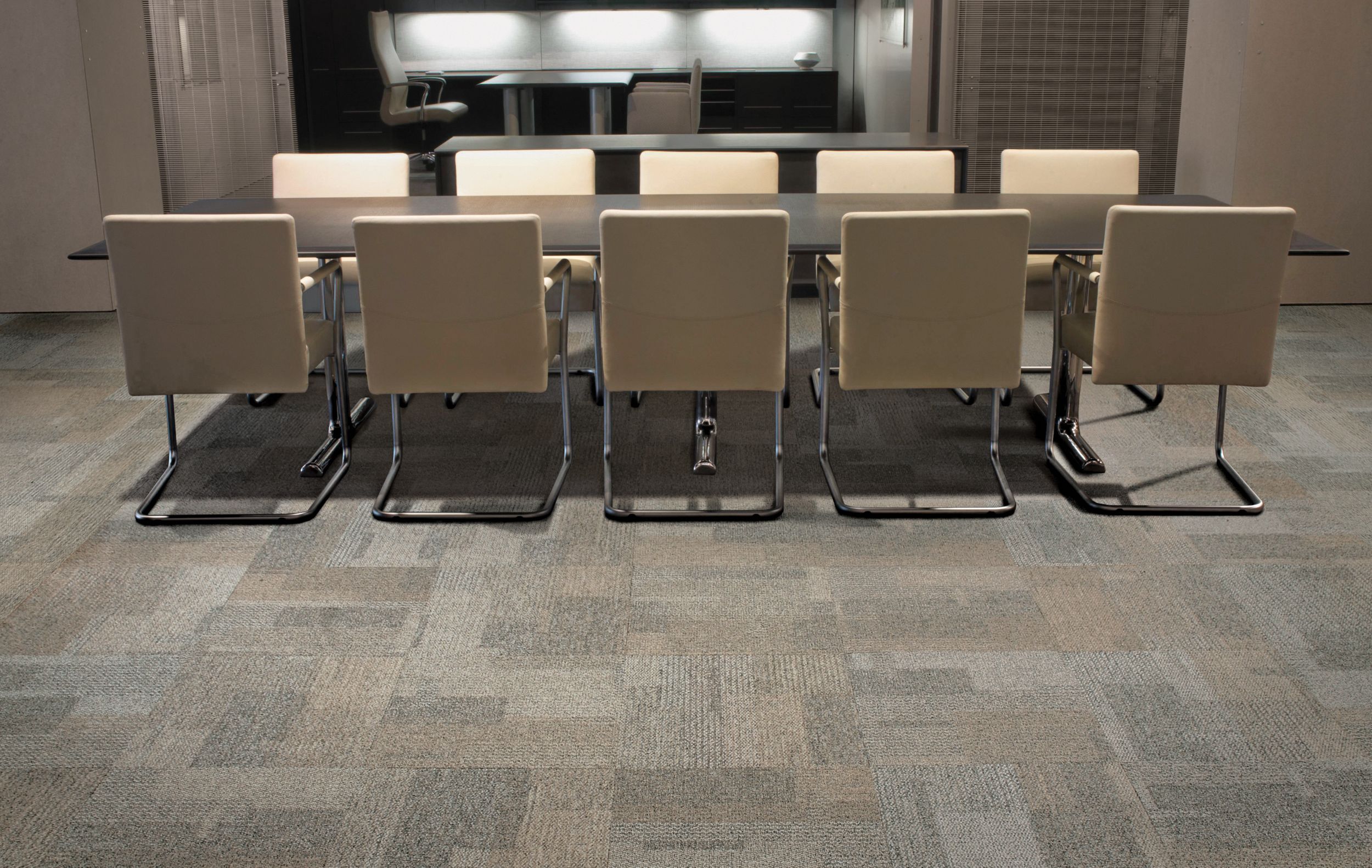 Interface The Standard carpet tile in conference room numéro d’image 9