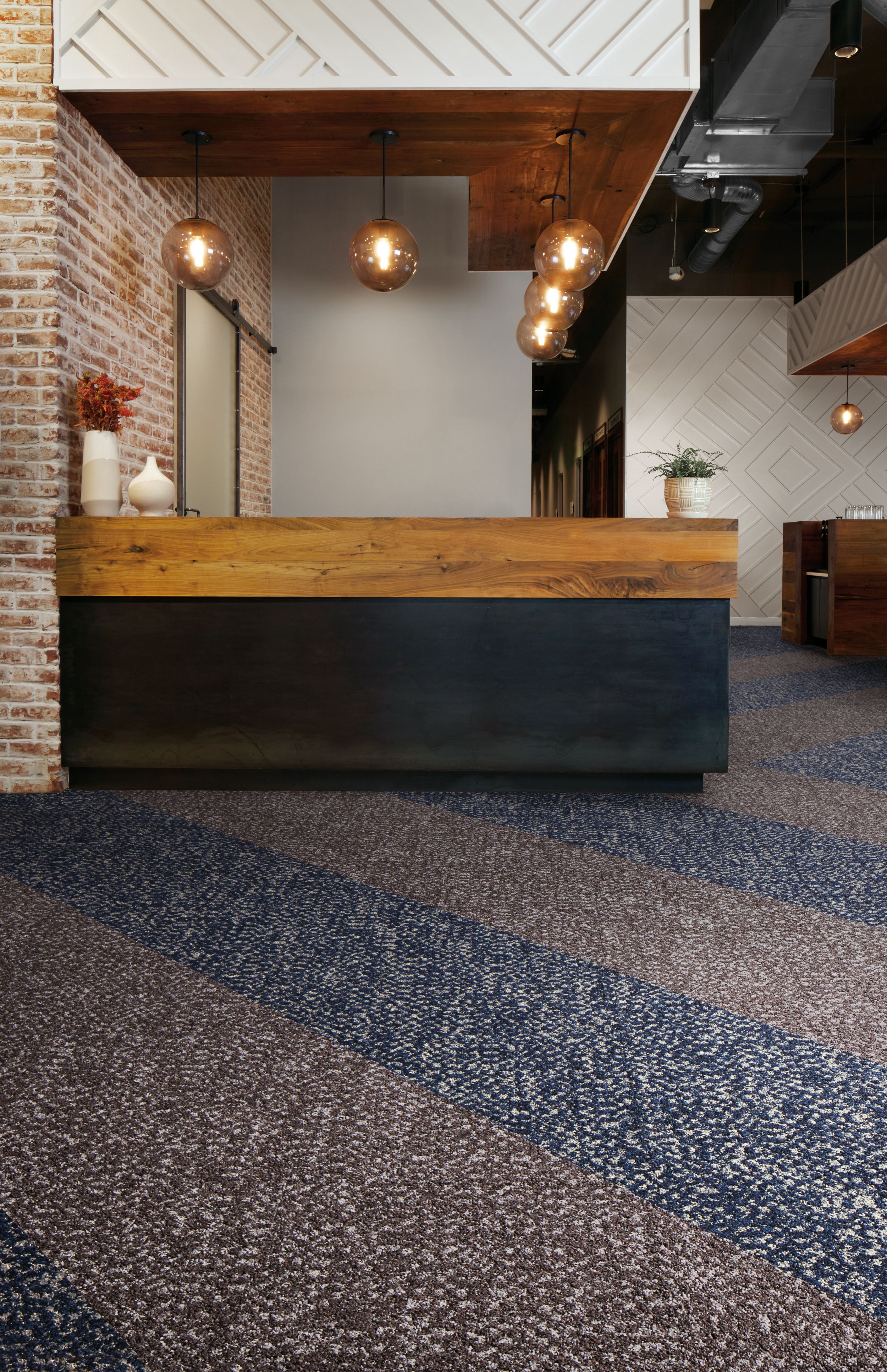 Interface Third Space 303 carpet tile in casual dining area image number 1