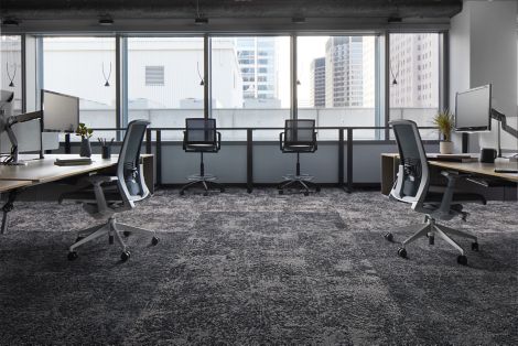 Interface Two To Tango carpet tile in office space imagen número 2