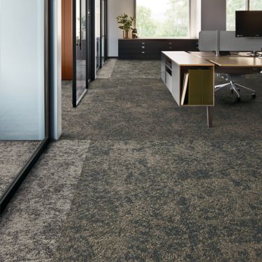 Interface Two To Tango carpet tile in open office space imagen número 1