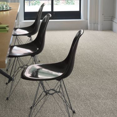 Interface UR302 carpet tile in close up with chairs image number 1
