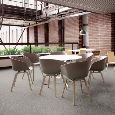 Interface Walk About LVT in building common area with table and chairs afbeeldingnummer 1