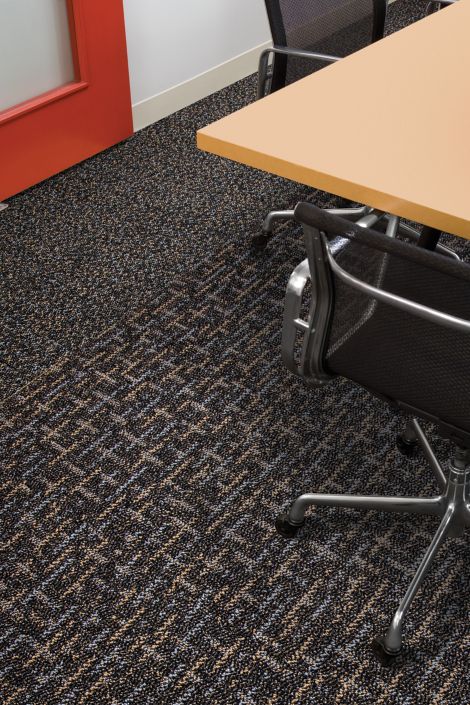 nterface Wind II and Earth II carpet tile in meeting room  image number 3