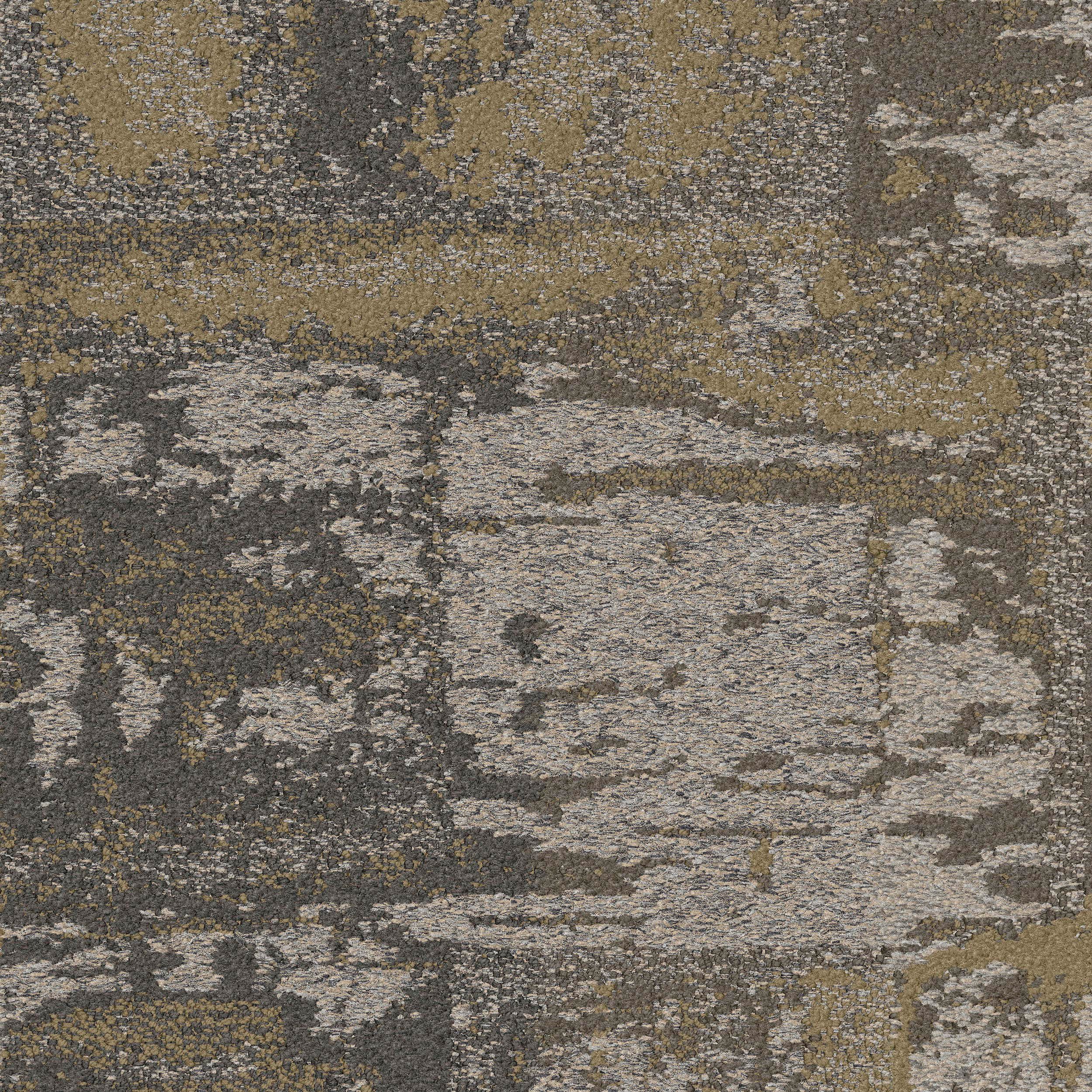 A Peeling Carpet Tile In Patina imagen número 2