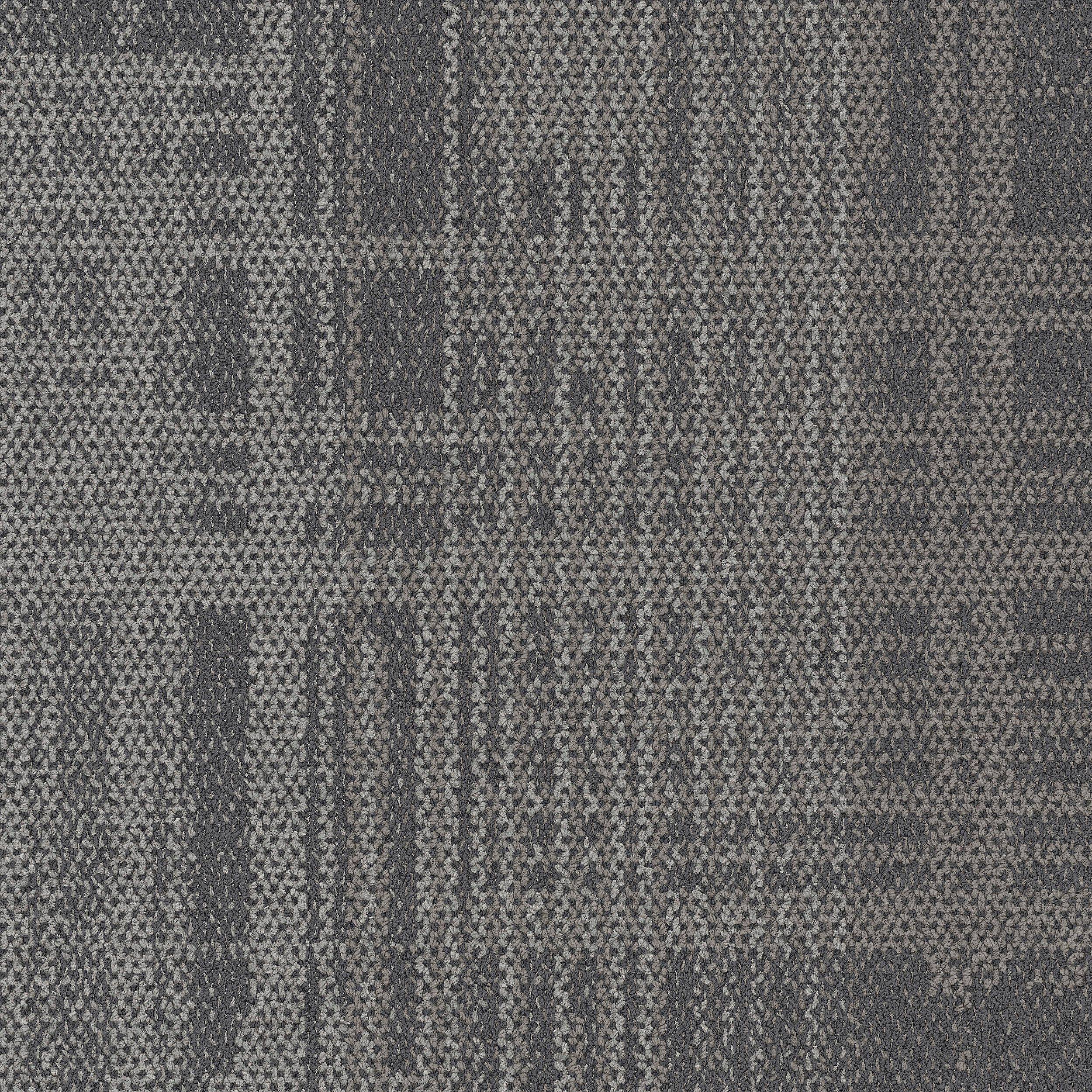 AE310 Carpet Tile In Iron image number 2
