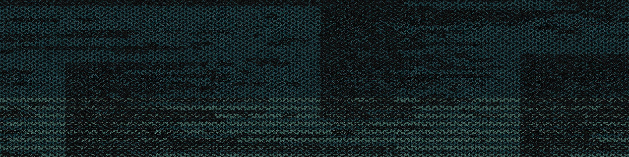 AE317 Carpet Tile In Emerald