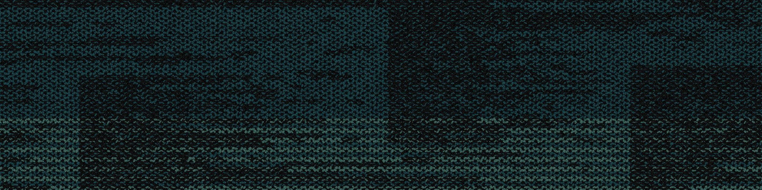 AE317 Carpet Tile In Emerald image number 2
