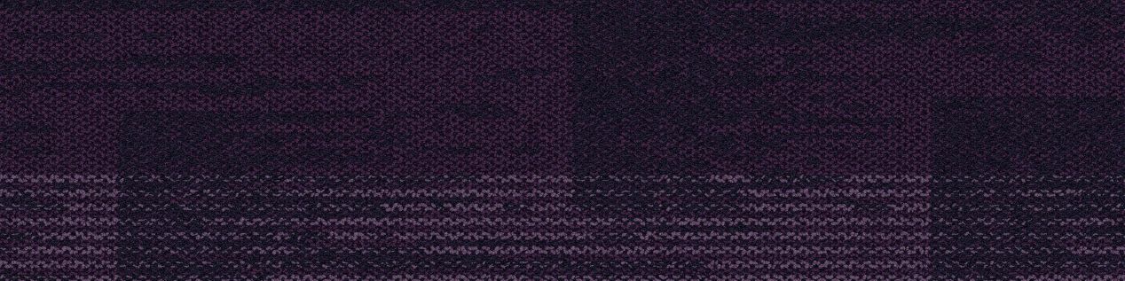 AE317 Carpet Tile In Iris