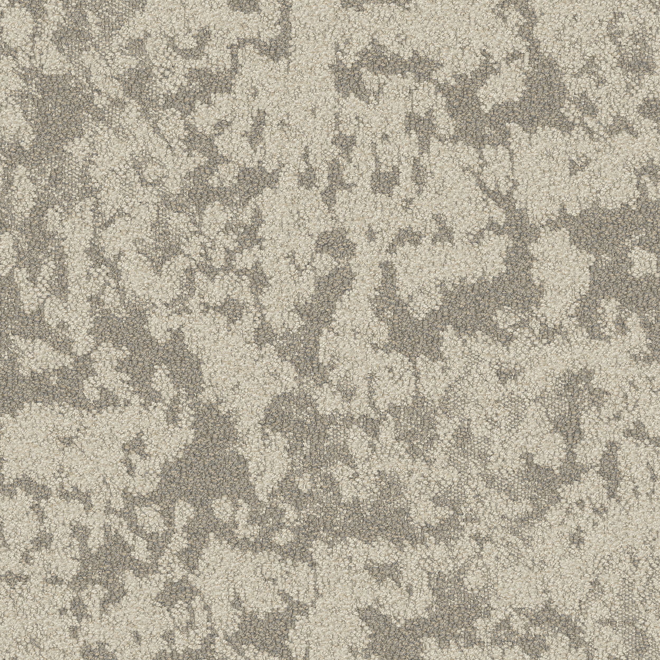 Meadowland Carpet Tile In Tranquil imagen número 2