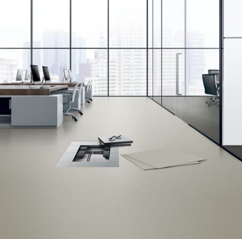 image norament 975 LL grano rubber flooring in open office numéro 4