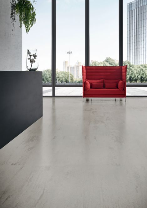 norament 926 castello rubber flooring in reception area imagen número 7