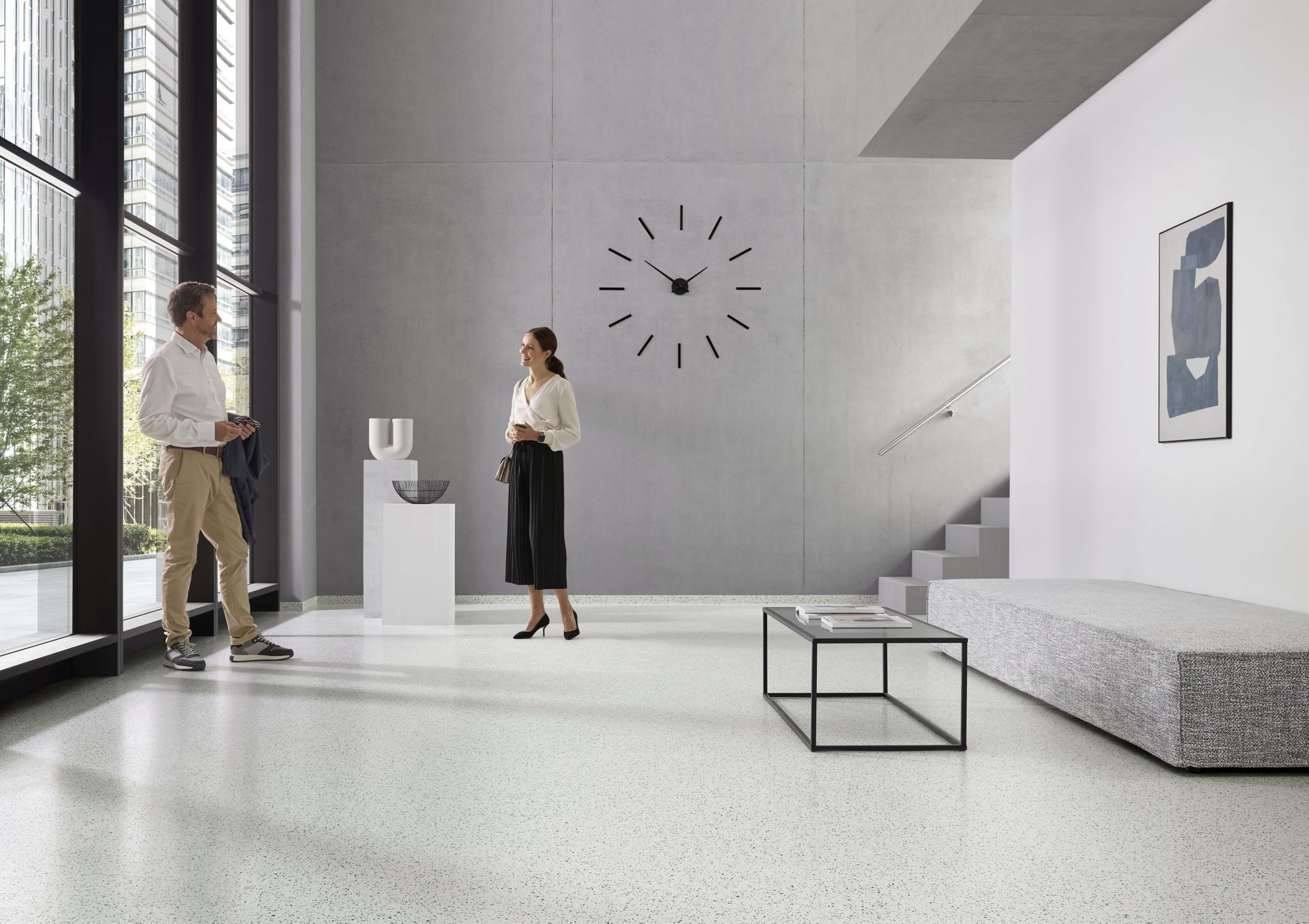 norament 926 pado rubber flooring in lobby imagen número 2