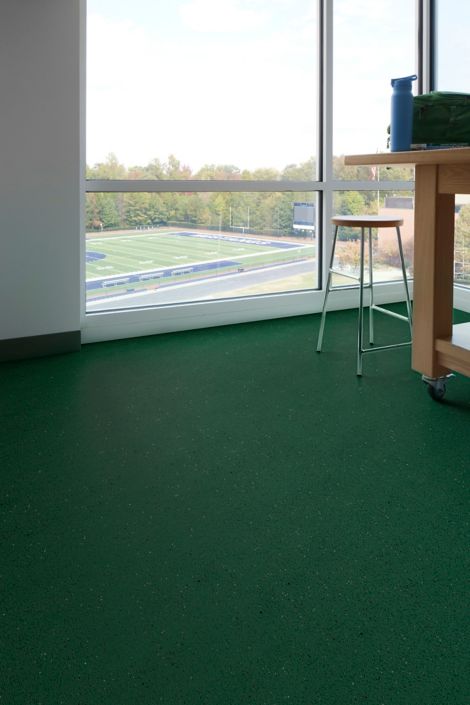 norament kivo rubber flooring in higher education public space imagen n&uacute;mero 7